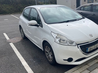 2013 - Peugeot 208 Manual