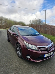 2013 - Toyota Avensis Manual