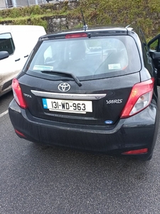 2013 - Toyota Yaris Manual