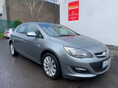 2013 - Vauxhall Astra ---