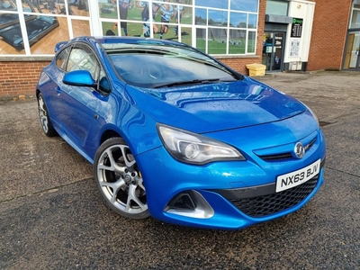 2013 - Vauxhall Astra Manual