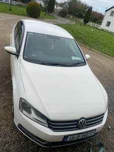 2013 - Volkswagen Passat Manual