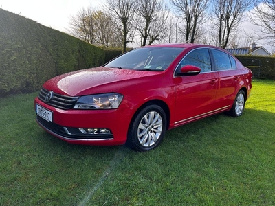 2013 - Volkswagen Passat Manual