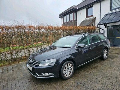 2013 - Volkswagen Passat Manual