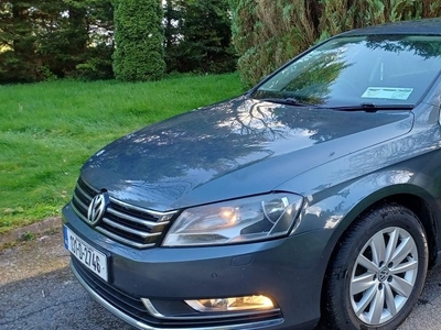 2013 - Volkswagen Passat Manual