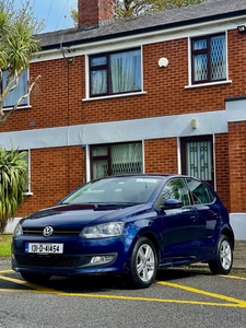 2013 - Volkswagen Polo Automatic