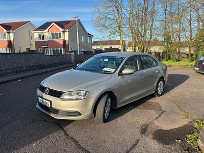 2014 - Volkswagen Jetta Manual