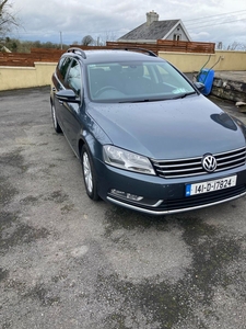 2014 - Volkswagen Passat Manual