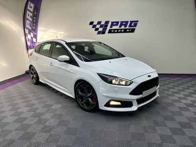 2015 - Ford Focus Manual