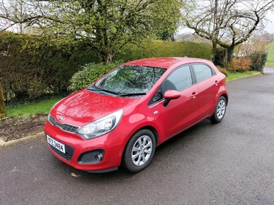 2015 - Kia Rio Manual