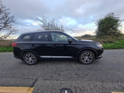 2015 - Mitsubishi Outlander Manual