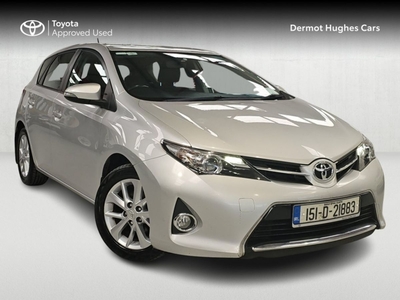 2015 - Toyota Auris Manual