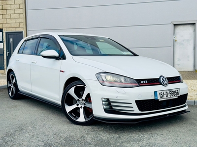 2015 - Volkswagen Golf Automatic