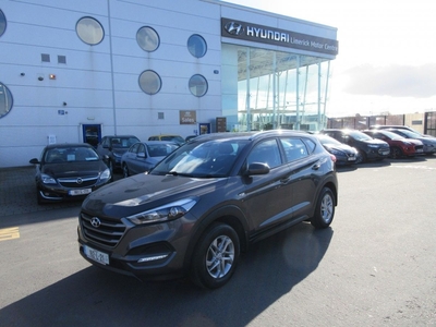 2016 - Hyundai Tucson Manual