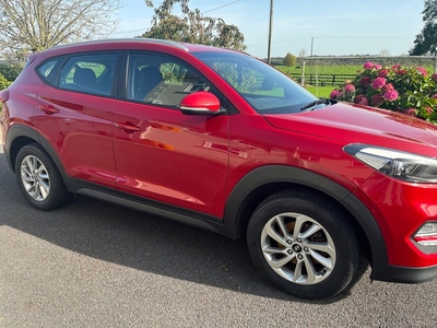 2016 - Hyundai Tucson Manual