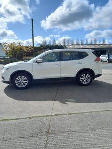 2016 - Nissan X-Trail Manual