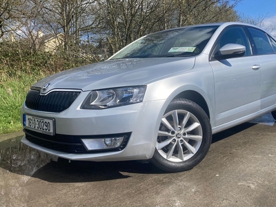 2016 - Skoda Octavia Manual