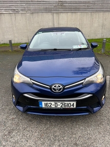 2016 - Toyota Avensis Manual