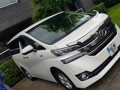 2016 - Toyota Vellfire ---