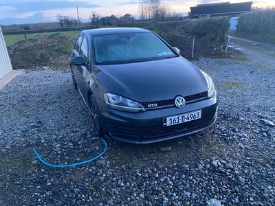 2016 - Volkswagen Golf Automatic