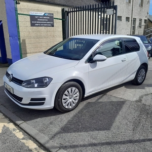 2016 - Volkswagen Golf Manual