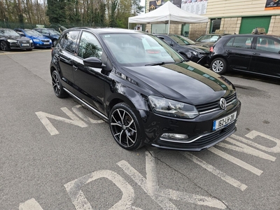 2016 - Volkswagen Polo Automatic