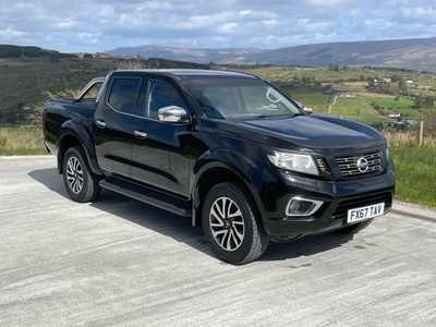 2017 - Nissan Navara Manual