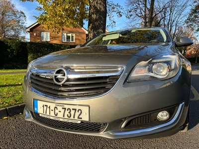 2017 - Opel Insignia Manual