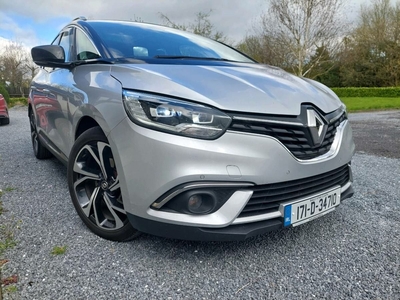 2017 - Renault Grand Scenic Manual