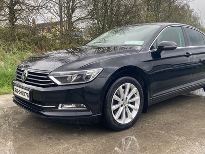 2018 - Volkswagen Passat Manual