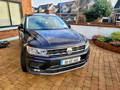 2018 - Volkswagen Tiguan Manual