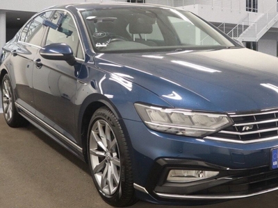 2020 - Volkswagen Passat Manual