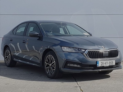 2021 - Skoda Octavia Manual