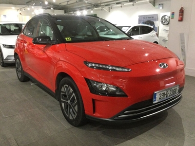 2023 - Hyundai KONA Automatic