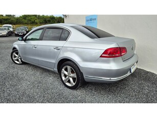 2012 (12) Volkswagen Passat