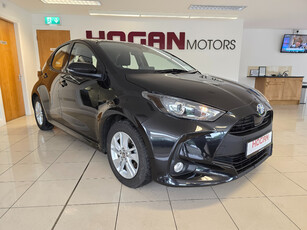 2021 (212) Toyota Yaris