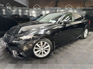 LEXUS IS 300 H