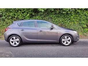 VAUXHALL ASTRA