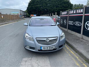 VAUXHALL INSIGNIA