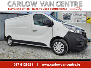 VAUXHALL VIVARO