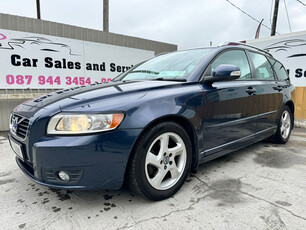 VOLVO V50