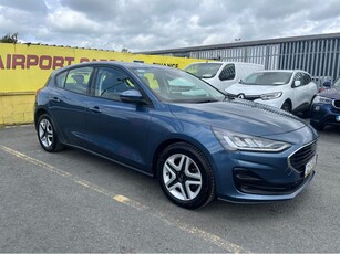 2022 (221) Ford Focus