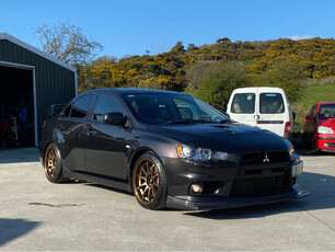 MITSUBISHI LANCER