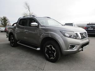 NISSAN NAVARA