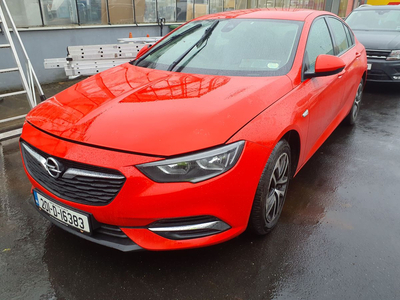 OPEL INSIGNIA