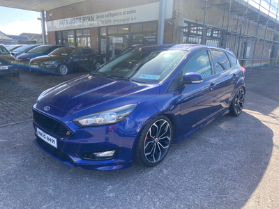 2015 (152) Ford Focus