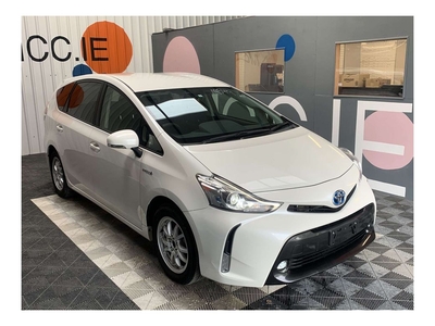 2015 (151) Toyota Prius