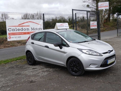 2010 - Ford Fiesta Manual