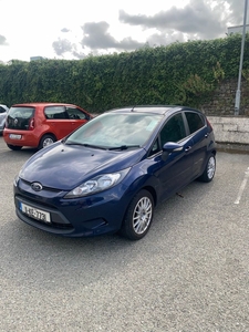 2011 - Ford Fiesta Manual