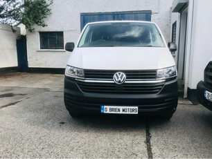 VOLKSWAGEN TRANSPORTER